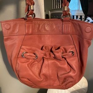 Mauve leather purse